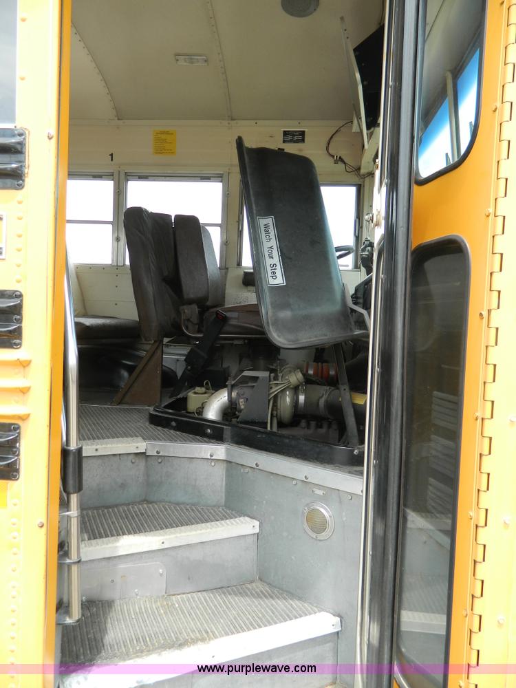 image for item G7874 1991 Blue Bird TC2000 bus