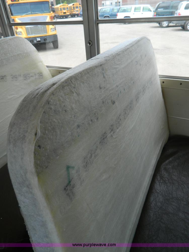 image for item G7874 1991 Blue Bird TC2000 bus