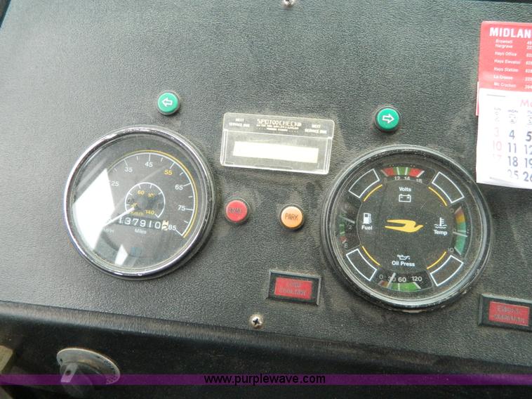 image for item G7874 1991 Blue Bird TC2000 bus