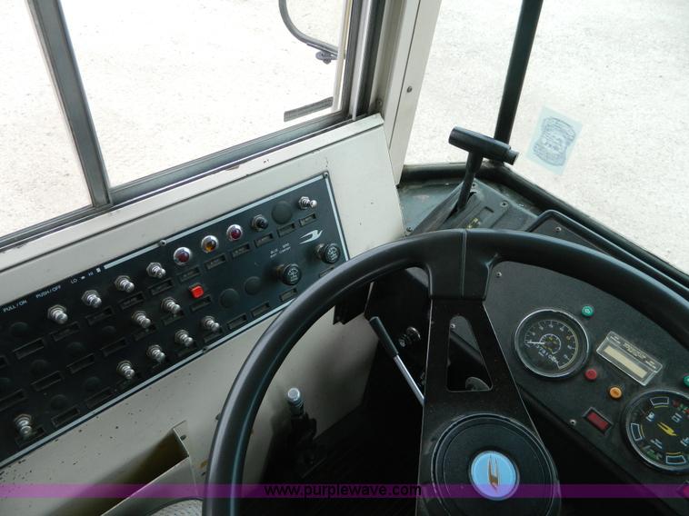 image for item G7874 1991 Blue Bird TC2000 bus