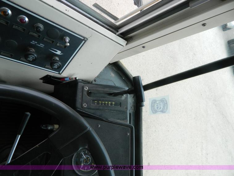 image for item G7874 1991 Blue Bird TC2000 bus