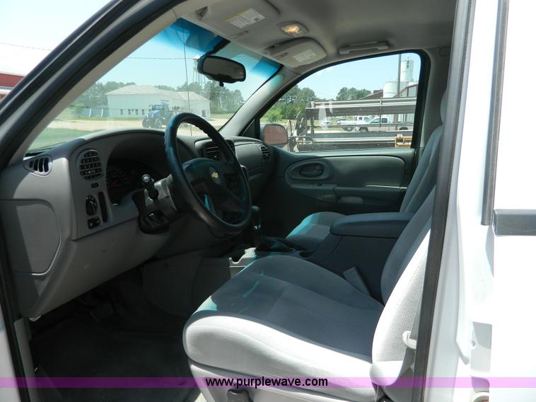 image for item G7882 2008 Chevrolet Trailblazer LS SUV