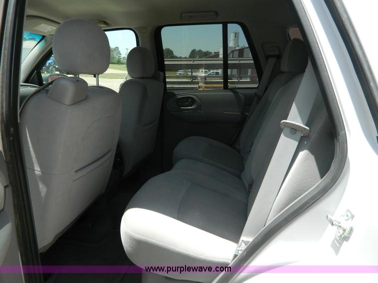 image for item G7882 2008 Chevrolet Trailblazer LS SUV