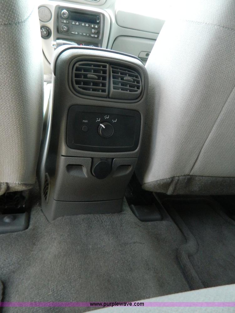 image for item G7882 2008 Chevrolet Trailblazer LS SUV