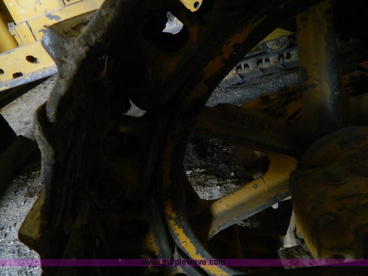 image for item G7885 1952 Caterpillar D6 dozer