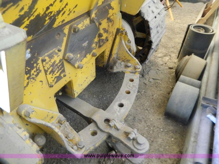 image for item G7885 1952 Caterpillar D6 dozer