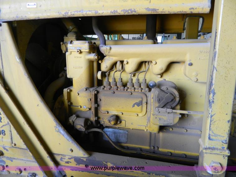 image for item G7885 1952 Caterpillar D6 dozer
