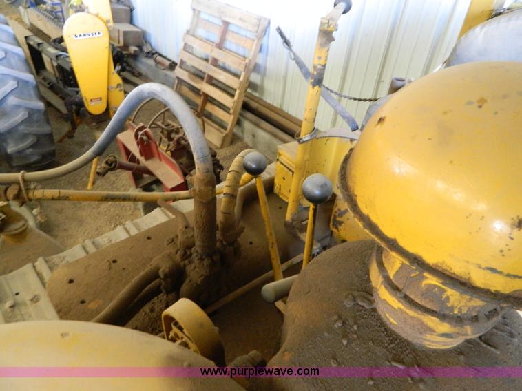 image for item G7885 1952 Caterpillar D6 dozer