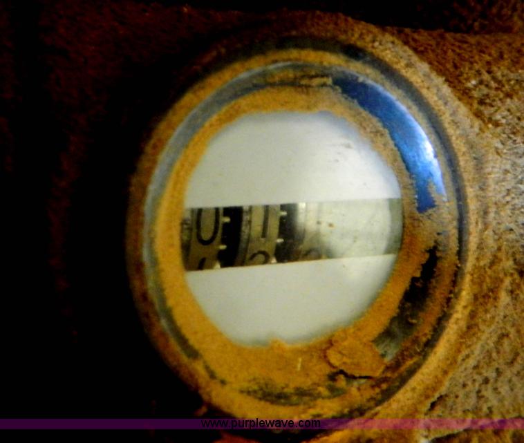 image for item G7885 1952 Caterpillar D6 dozer