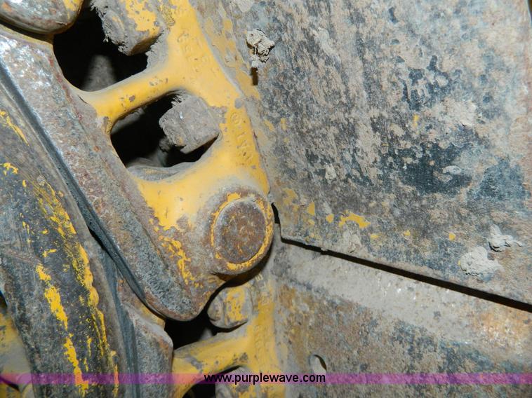 image for item G7885 1952 Caterpillar D6 dozer
