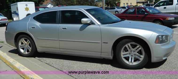 image for item G7886 2006 Dodge Charger R/T