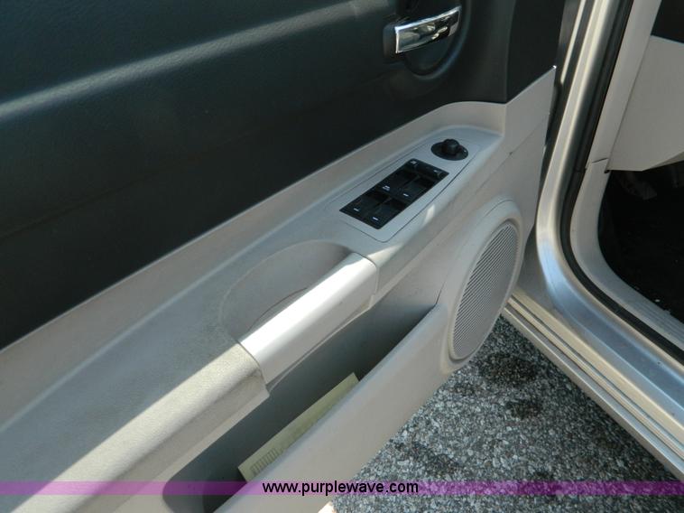 image for item G7886 2006 Dodge Charger R/T