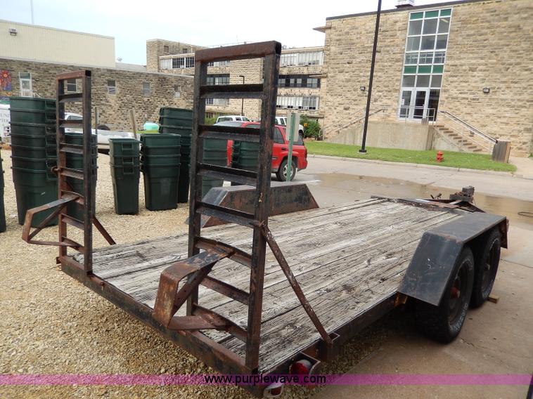 image for item H3047 1979 JFW 21' tandem axle trailer
