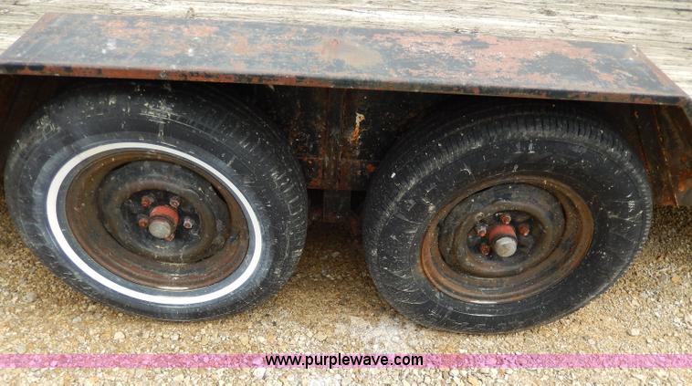 image for item H3047 1979 JFW 21' tandem axle trailer