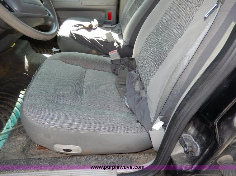 image for item H3051 2003 Ford Crown Victoria Police Interceptor