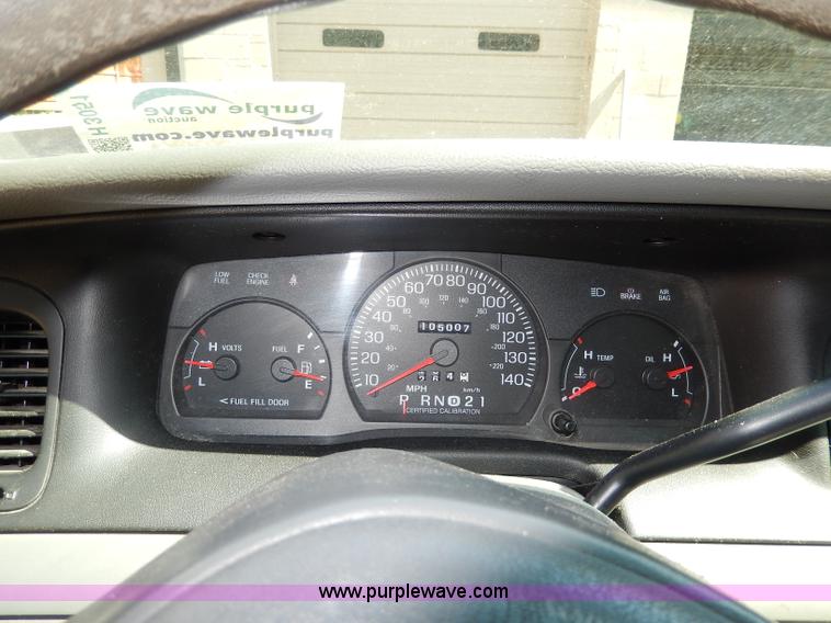 image for item H3051 2003 Ford Crown Victoria Police Interceptor