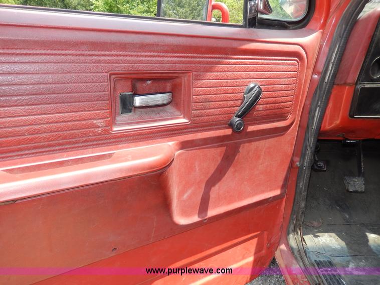 image for item H3053 1978 Chevrolet Custom Deluxe 30 mini pumper firetruck