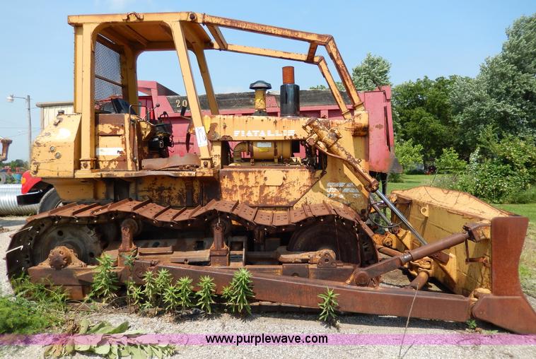 image for item H3057 Fiat-Allis 14C dozer