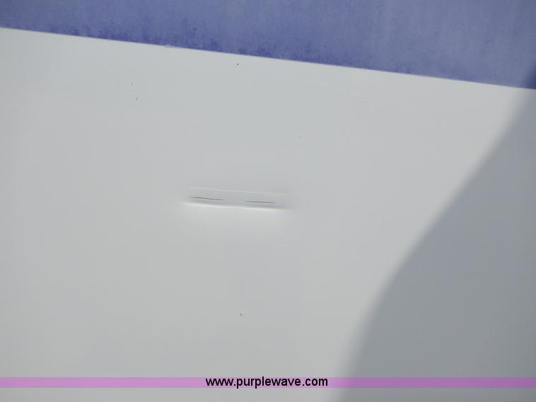 image for item H3060 2007 Chevrolet Express shuttle bus