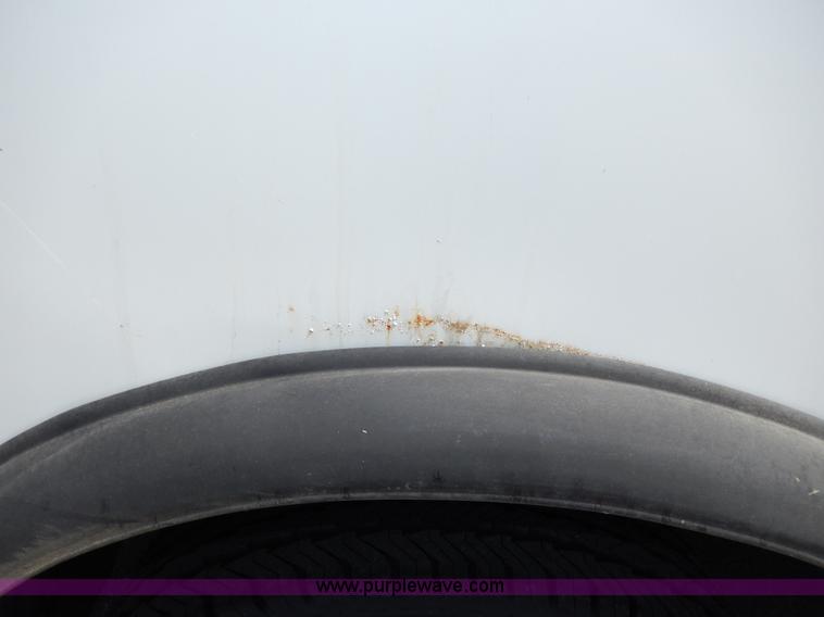 image for item H3060 2007 Chevrolet Express shuttle bus