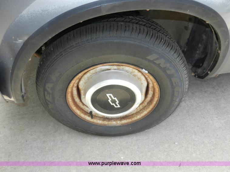 image for item H3077 1989 Chevrolet Astro van