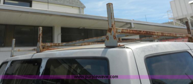 image for item H3077 1989 Chevrolet Astro van