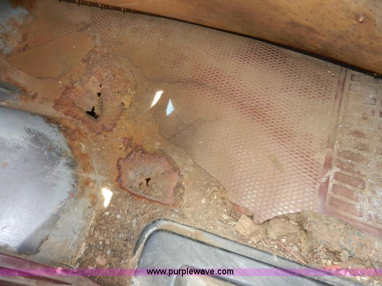 image for item H3077 1989 Chevrolet Astro van