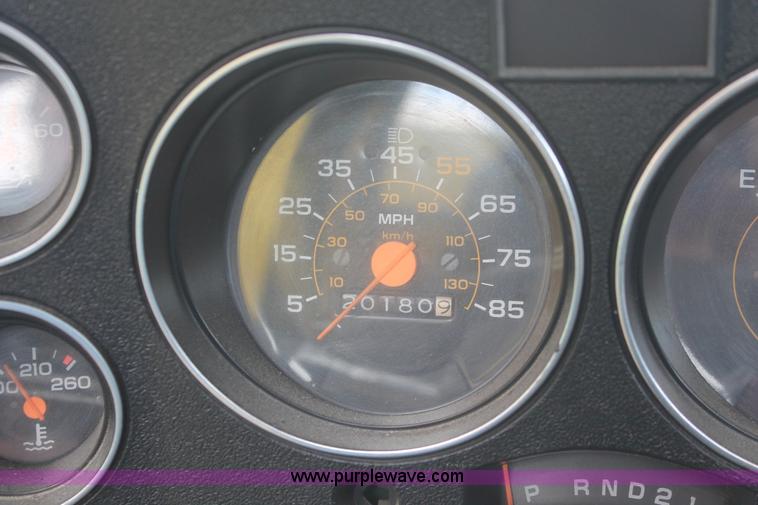 image for item H3591 1986 Chevrolet C30 Custom Deluxe utility truck