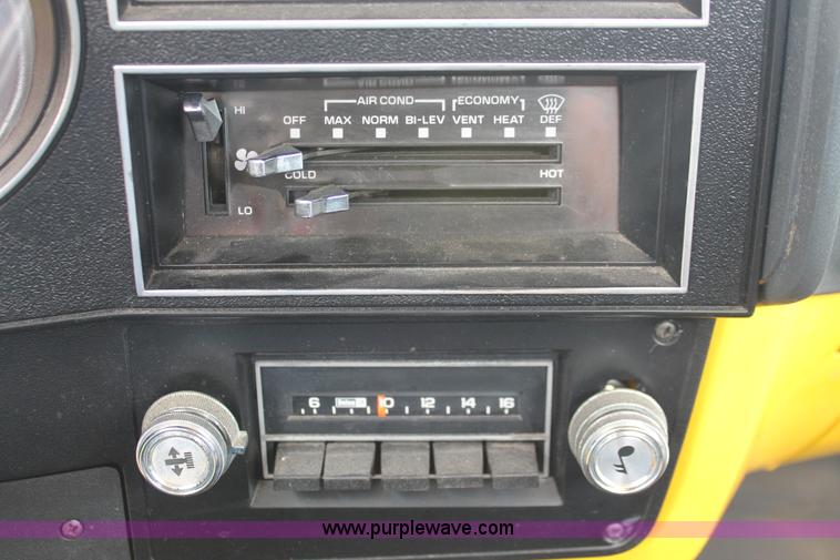 image for item H3591 1986 Chevrolet C30 Custom Deluxe utility truck