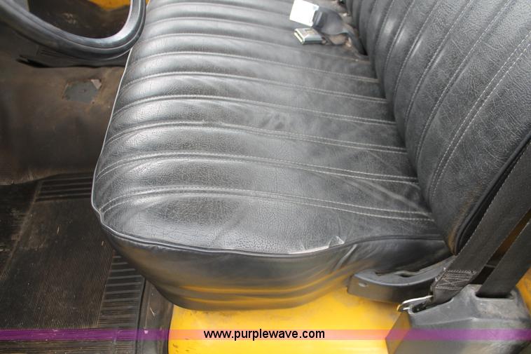 image for item H3591 1986 Chevrolet C30 Custom Deluxe utility truck