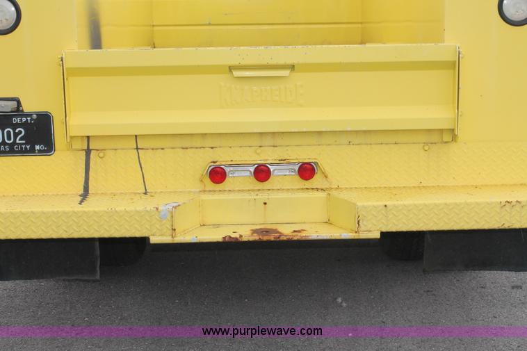 image for item H3591 1986 Chevrolet C30 Custom Deluxe utility truck