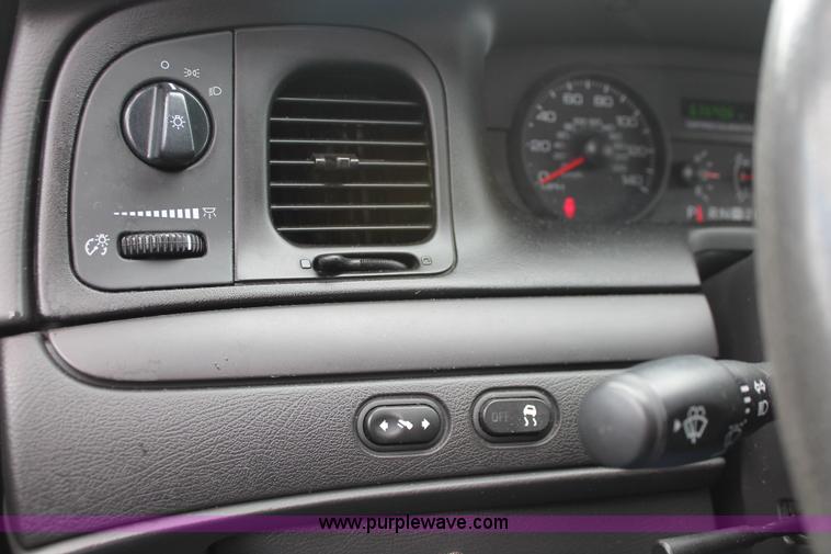 image for item H3592 2009 Ford Crown Victoria Police Interceptor