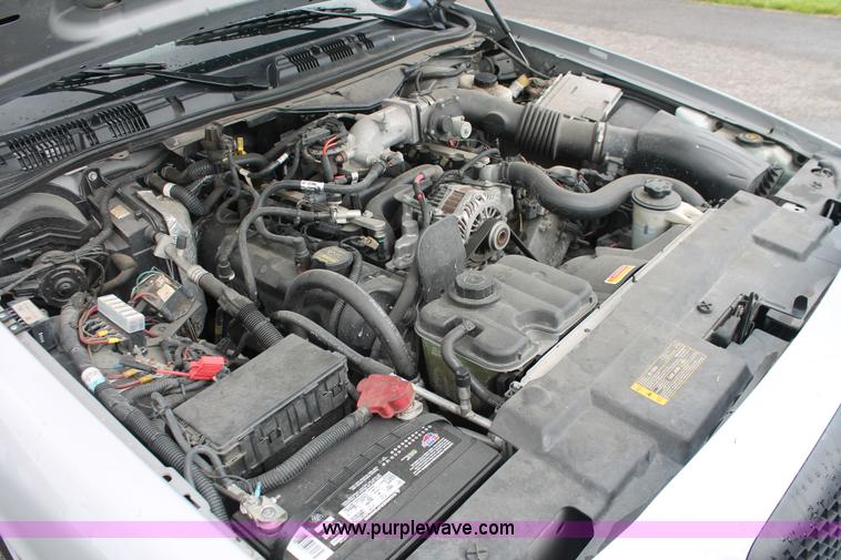 image for item H3592 2009 Ford Crown Victoria Police Interceptor