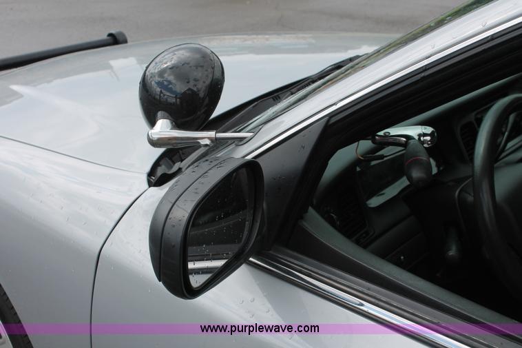 image for item H3592 2009 Ford Crown Victoria Police Interceptor