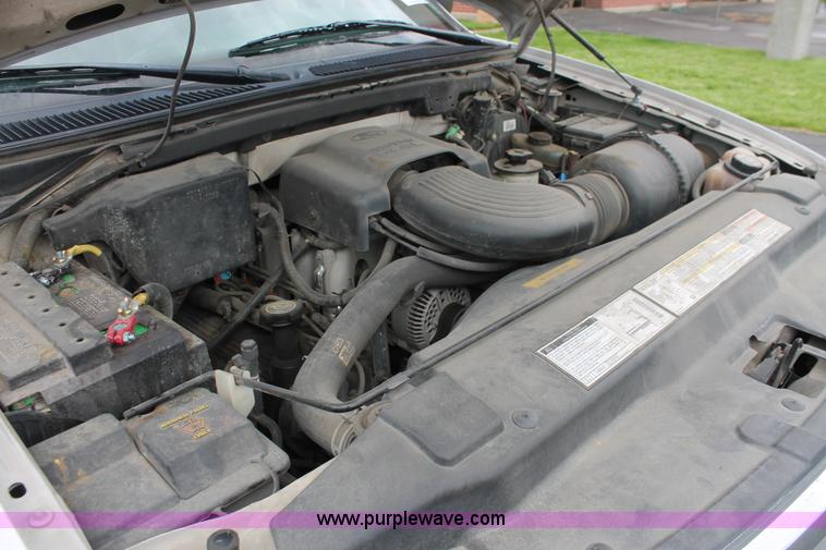 image for item H3593 1998 Ford F150 XL pickup truck