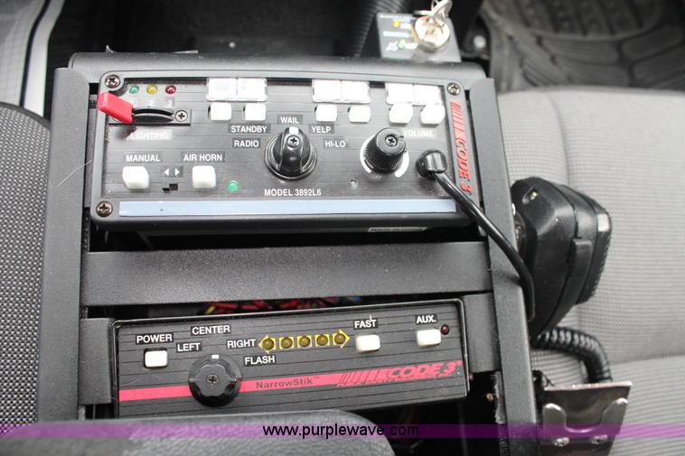 image for item H3594 2008 Ford Crown Victoria Police Interceptor