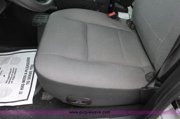 image for item H3594 2008 Ford Crown Victoria Police Interceptor