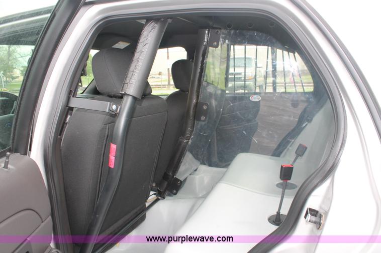 image for item H3594 2008 Ford Crown Victoria Police Interceptor