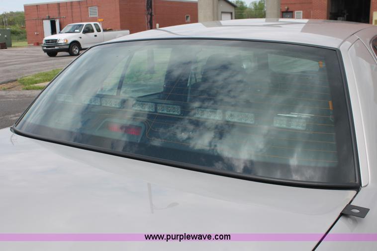 image for item H3594 2008 Ford Crown Victoria Police Interceptor