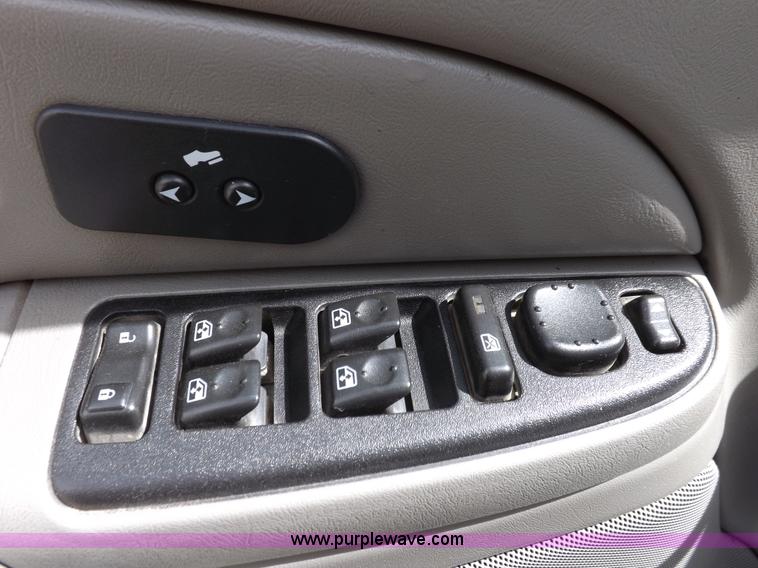 image for item H7022 2006 Chevrolet Tahoe SUV