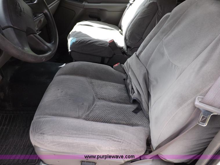 image for item H7022 2006 Chevrolet Tahoe SUV