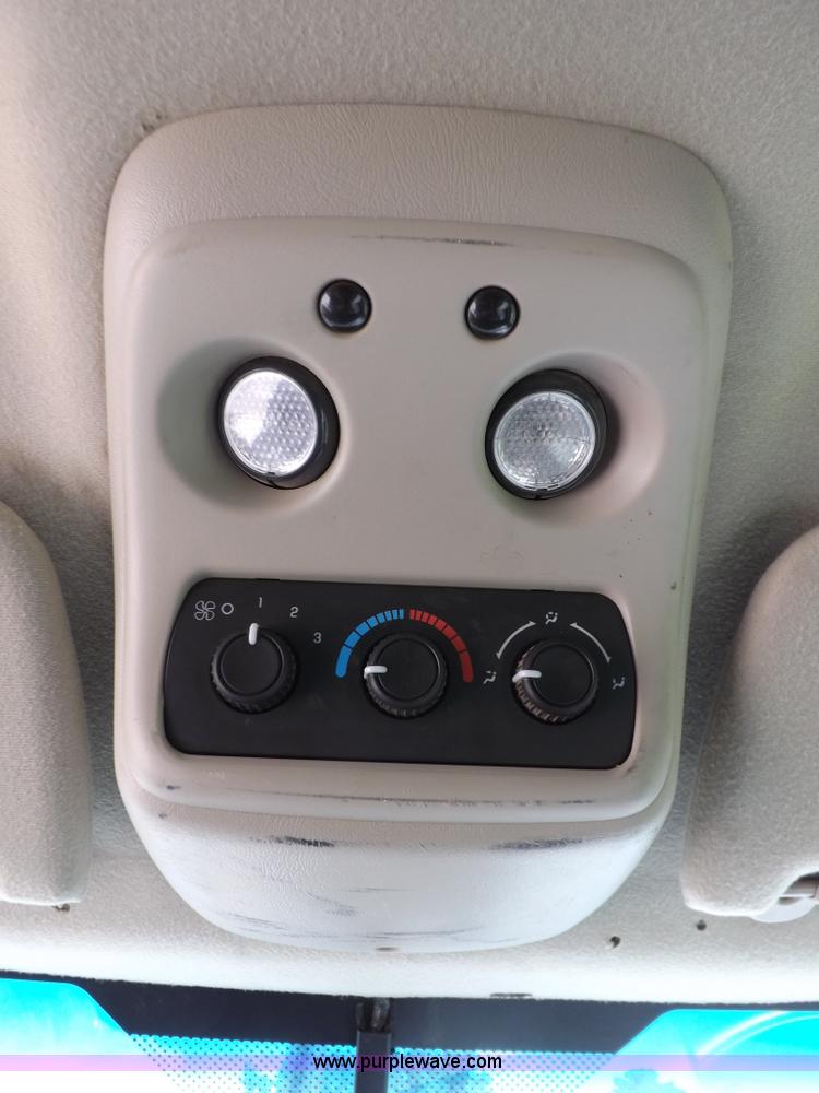 image for item H7022 2006 Chevrolet Tahoe SUV