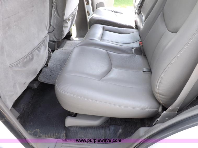 image for item H7022 2006 Chevrolet Tahoe SUV