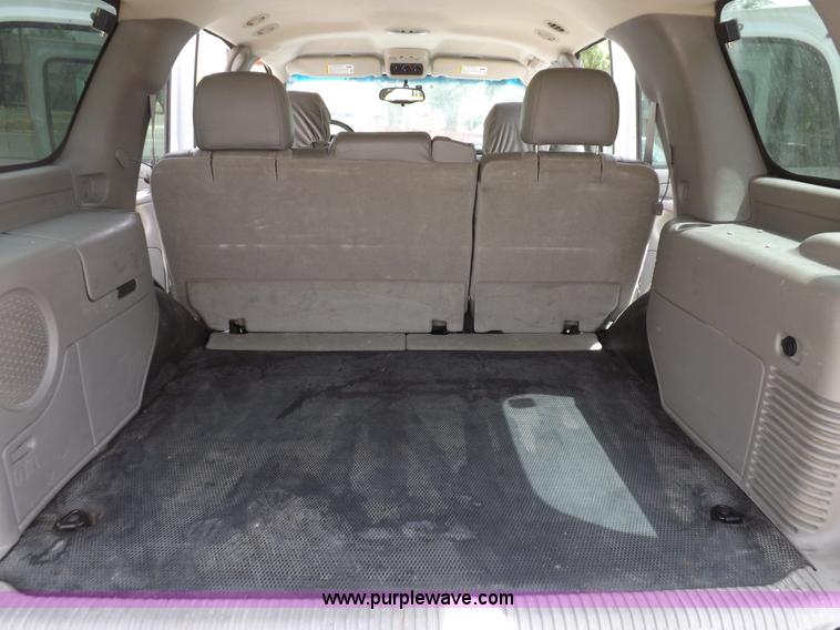 image for item H7022 2006 Chevrolet Tahoe SUV