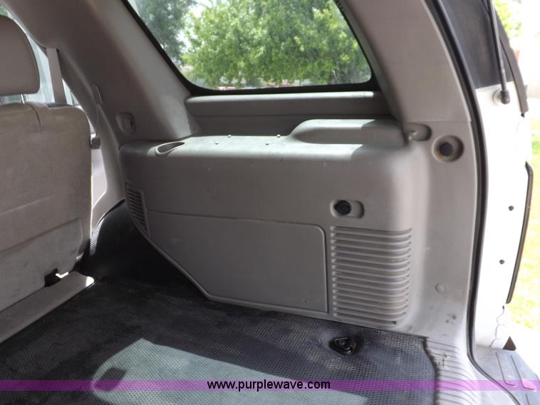 image for item H7022 2006 Chevrolet Tahoe SUV