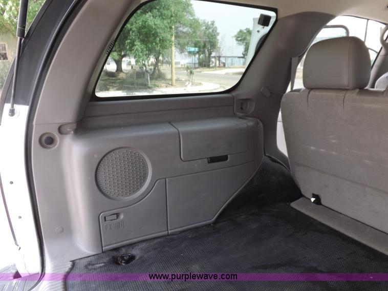 image for item H7022 2006 Chevrolet Tahoe SUV