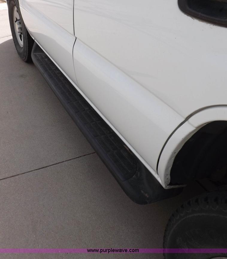 image for item H7022 2006 Chevrolet Tahoe SUV