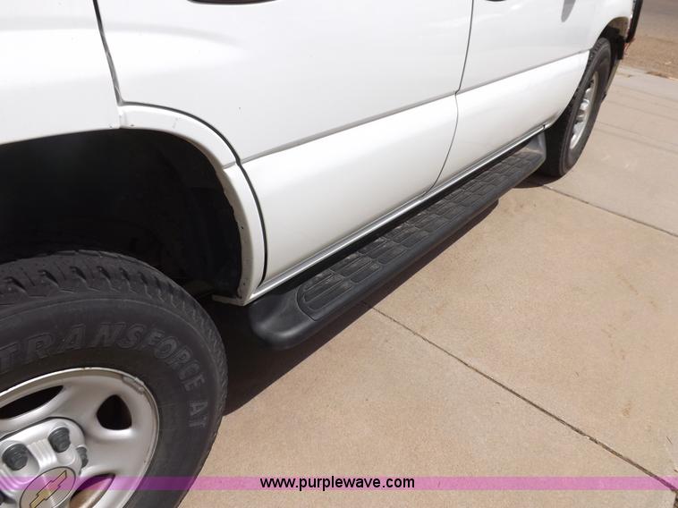 image for item H7022 2006 Chevrolet Tahoe SUV