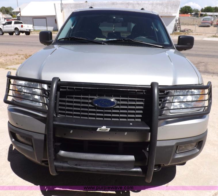 image for item H7032 2005 Ford Expedition XLT SUV