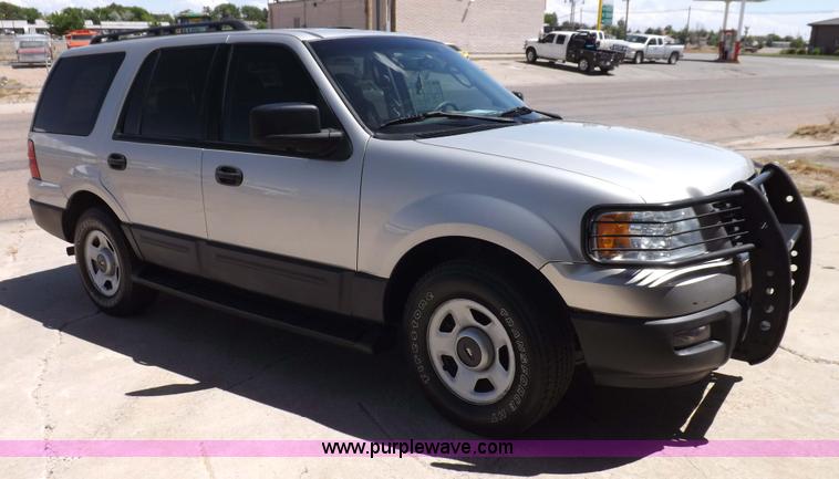 image for item H7032 2005 Ford Expedition XLT SUV